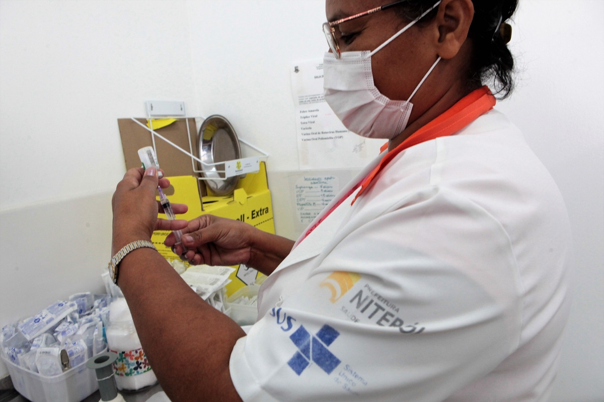 Vacinação contra gripe em Niterói
